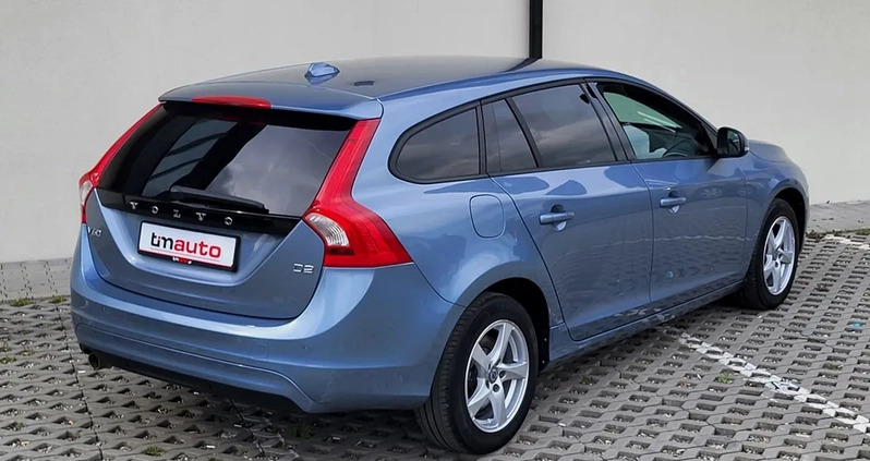 Volvo V60 cena 63500 przebieg: 129000, rok produkcji 2017 z Aleksandrów Łódzki małe 529